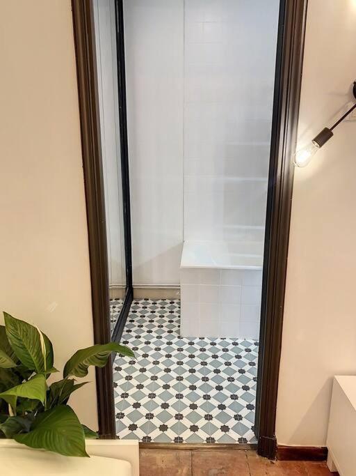 Ibiza -Sublime Studio Place De La Trinite- Netflix Apartment Toulouse Exterior photo